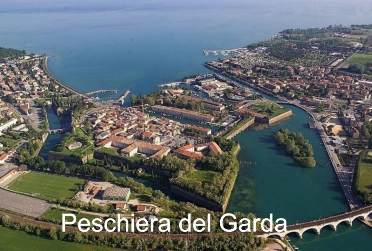 Civico 6 Apartment Peschiera del Garda Bagian luar foto